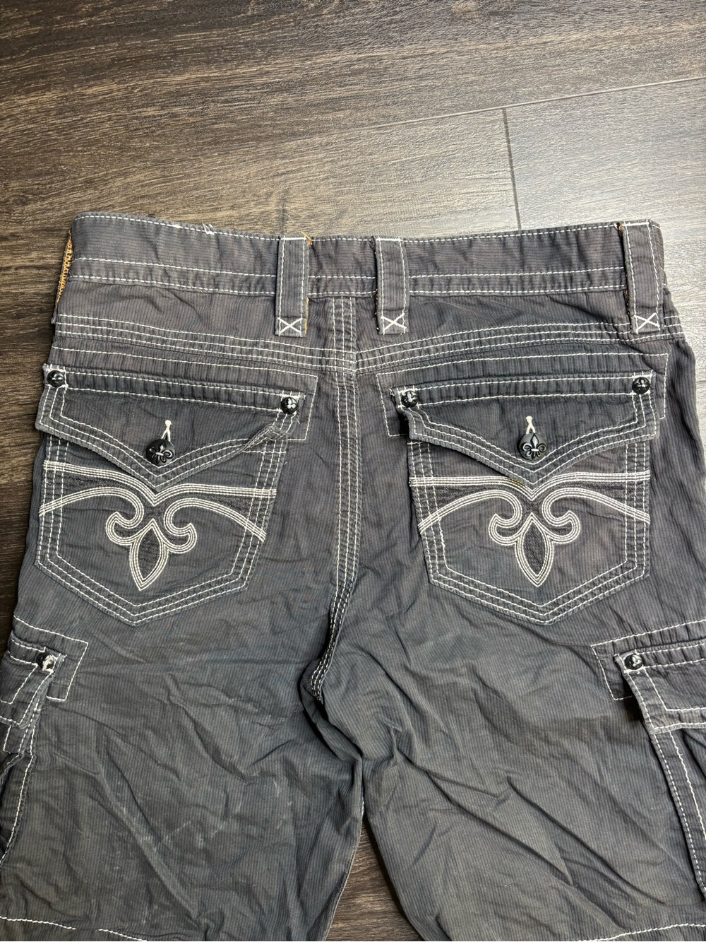VTG Y2K Rock Revival Classic Cargo Shorts Black Men's Size 32 - Picture 2 of 6